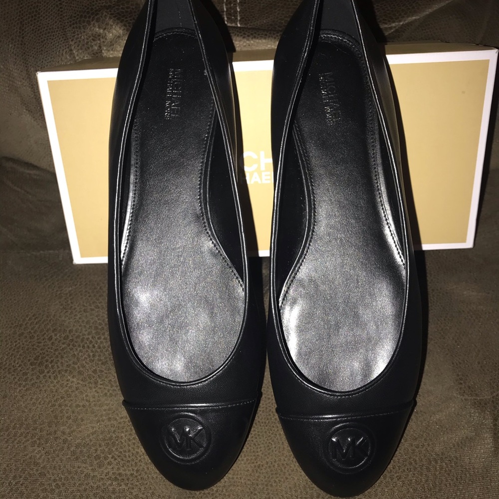 Michael Kors Flats